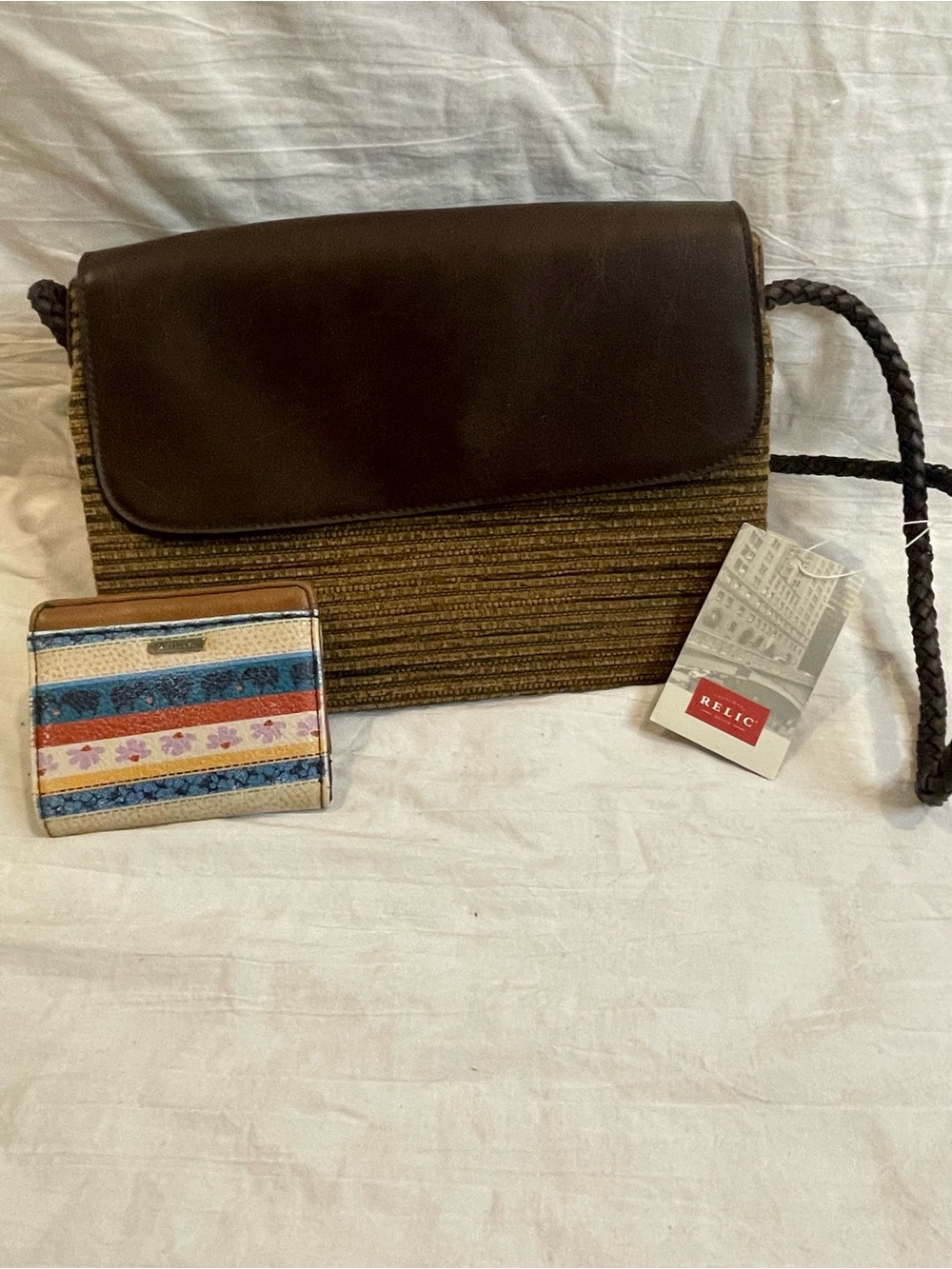 Vintage Relic Frankie Brown Textured Shoulder Bag & Floral Wallet Lot NWT Fall